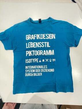 Design Tshirts Store Graniph Graphic Design Isotype German Text Blue T-Shirt